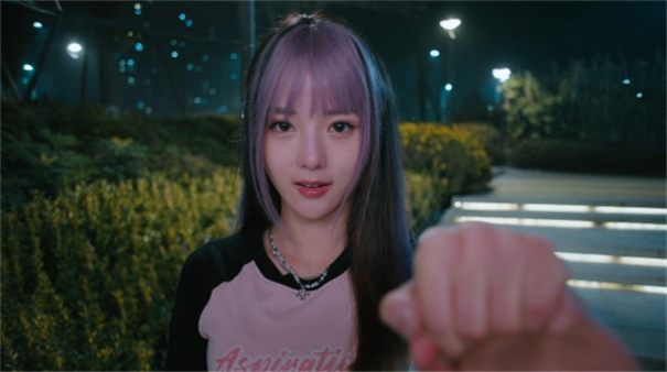 美女请别影响我学习