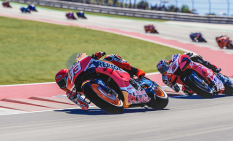 摩托车手公路赛